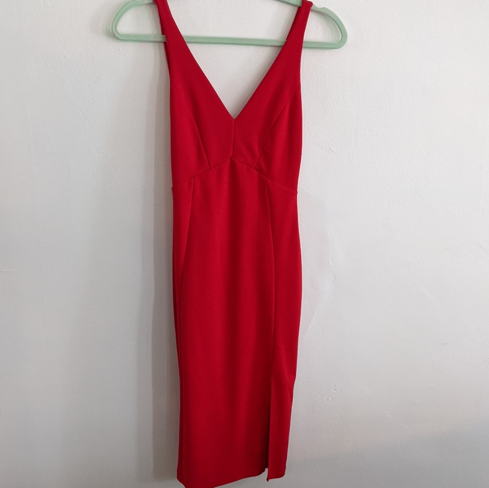 Lulu's Iconic Moment Midi Dress